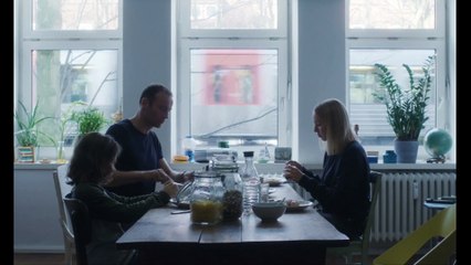 Human Factors - Tráiler VOSE