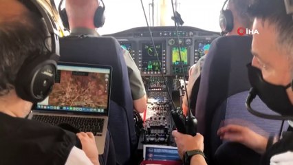 Bakan Pakdemirli yangın bölgesini havadan inceliyor