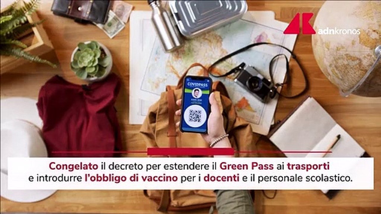 Green pass trasporti e obbligo vaccino docenti, dl congelato
