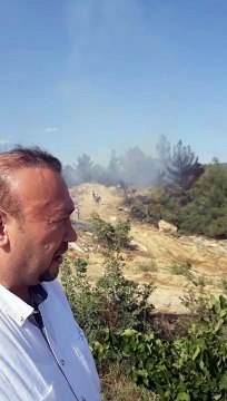 CHP Uşak Milletvekili Özkan Yalım yangın yerinde.