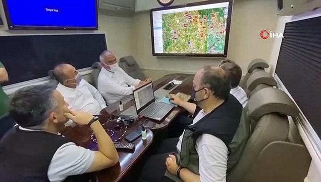 Bakanlar, Yangın Yönetim Merkezi’nde durum değerlendirmesi yaptı
