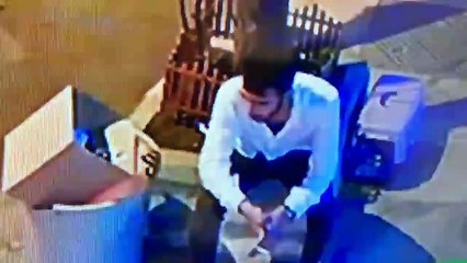 Kapısına dayanıp darp etmişti