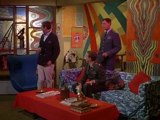 (Para Ator, Todo Mundo Tem Pendor)Jeannie é um Gênio 1967 (Dublado)