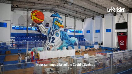 En Tunisie, ce maire a récolté des dons pour transformer un stade de basketball en unité anti-Covid
