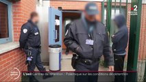 Dans les centres de rétention administratives, des étrangers en situation irrégulière sont en attente d’expulsion alors que les frontières sont fermées