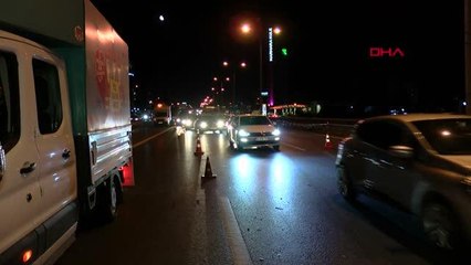 İSTANBUL-D-100 KARAYOLU'NDA AYNI YERDE İKİ AYRI KAZA: 2 YARALI