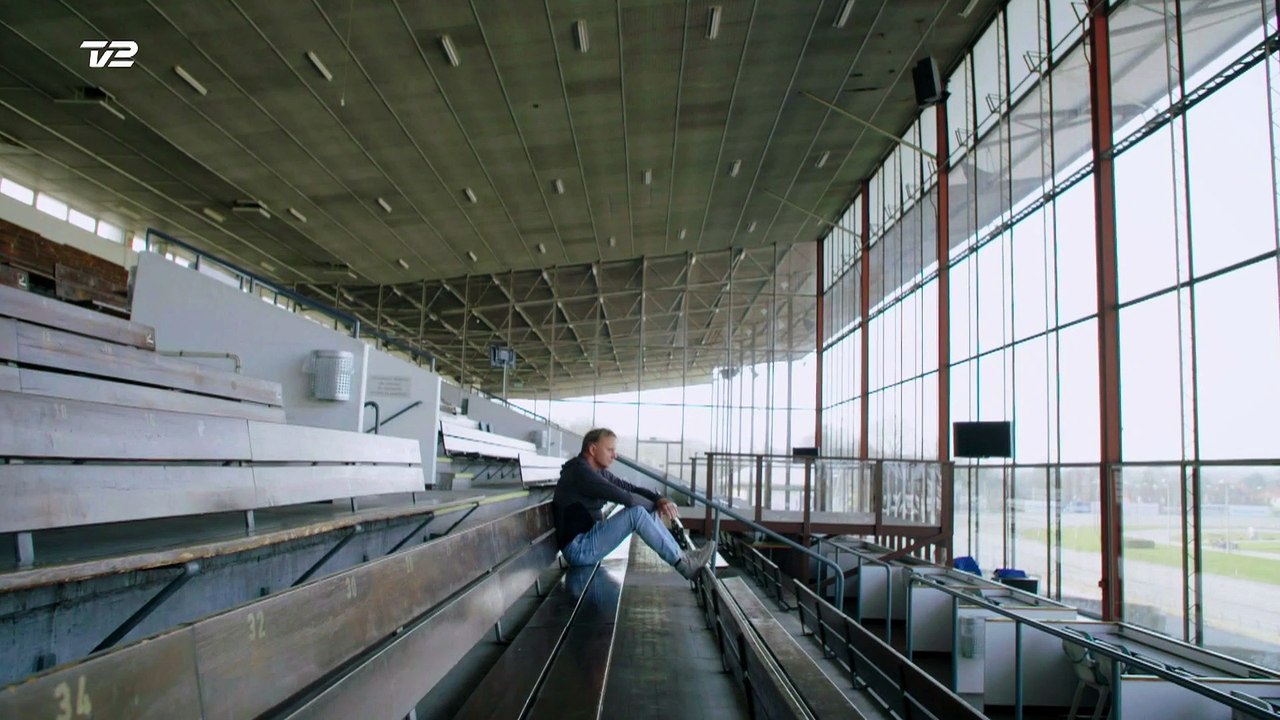 TV-SPOT | Afhængig af fortiden | Claus Elgaard & Puk Elgård | Mandag 20.00 (2019) på TV2 & TV2 Play | Sendt i 2018 | Lang Version | TV2 Danmark