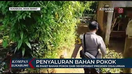 Penyaluran Paket Bahan Pokok Untuk Warga