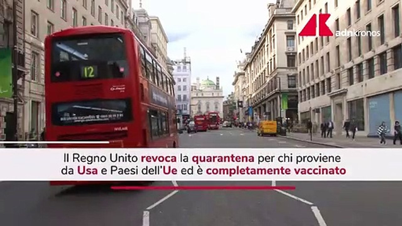 Stop a quarantena per vaccinati Usa e Ue che arrivano in Inghilterra