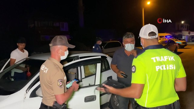 Kilometrelerce araç kullanan sürücüleri polis dinlendirdi