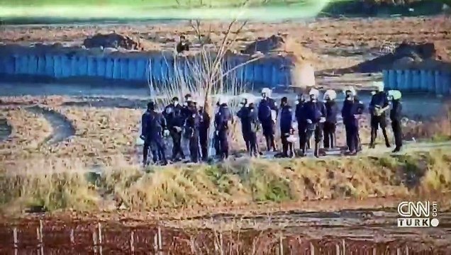 Atina: Düzensiz göçmenler acilen Türkiye'ye gönderilsin