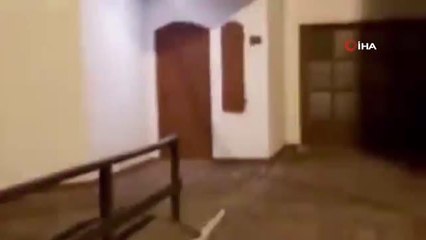 Arjantin'de su seviyesi yükseldi, ev saniyeler içinde çöktü