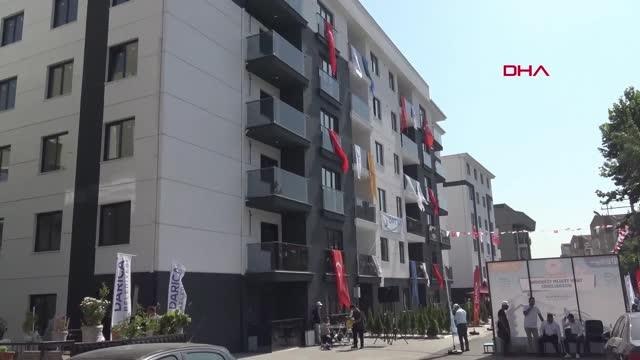 Son dakika haberleri | DARICA'DA KENTSEL DÖNÜŞÜM PROJESİNDE TAPULAR DAĞITILDI