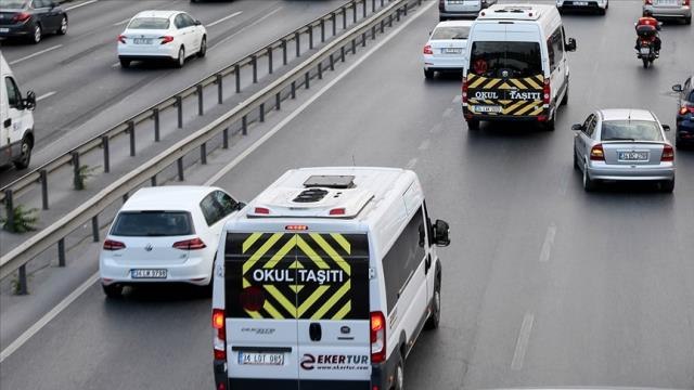 İstanbul'da servis ücretlerine yüzde 15 zam! En kısa mesafe 311 lira oldu
