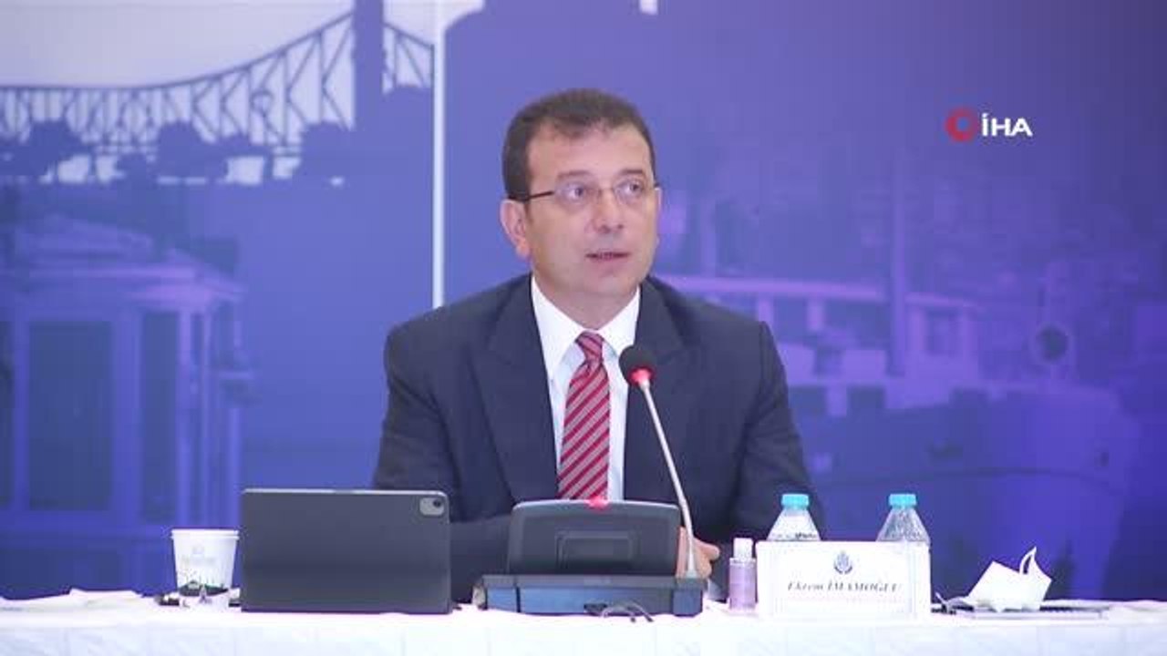 Ulaşım Koordinasyon Merkezi toplantısında İstanbul'da, 750 minibüs ve 250 dolmuş taksinin, taksiye dönüştürülme teklifi oy birliğiyle kabul edildi.