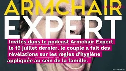 Ashton Kutcher et Mila Kunis révèlent ne laver leurs enfants que lorsqu’ils “sont sales”