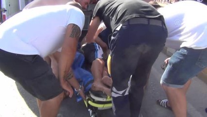 BALIKESİR - Ayvalık'ta boğulma tehlikesi geçiren kişi kurtarıldı