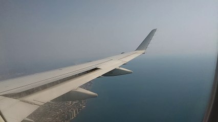 American Airlines Flight 4594 Descending into Chicago on Embraer Regional Jet 175