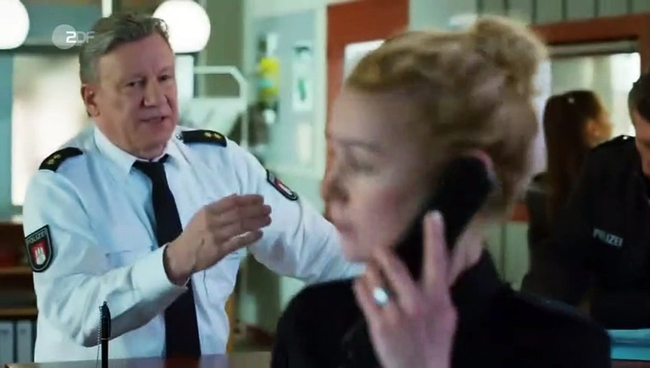 Notruf Hafenkante (318) Staffel 13 Folge 16 - Cybermobbing