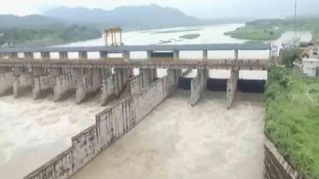 Delhi: Water level in Yamuna risisng, close to warning mark