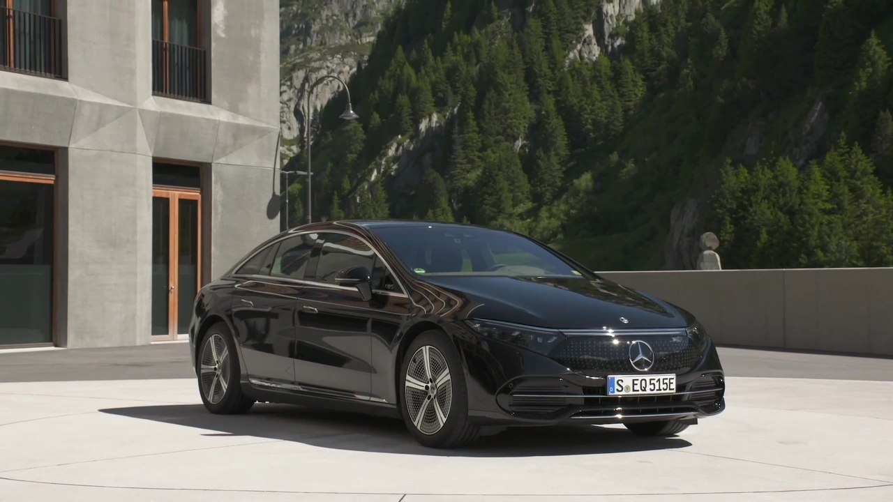 Der neue Mercedes-Benz EQS unter der Lupe - Sehen, Hören, Riechen, Fühlen