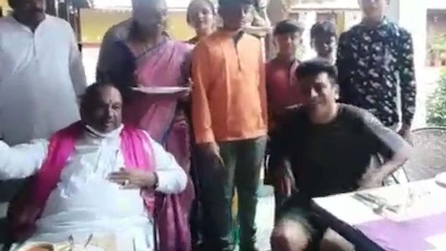 Eshwarappa ಅವರು Shivaraj Kumar ಅವರನ್ನು ಭೇಟಿ ಮಾಡಿ ಮಾತನಾಡಿಸಿದರು | Oneindia Kannada