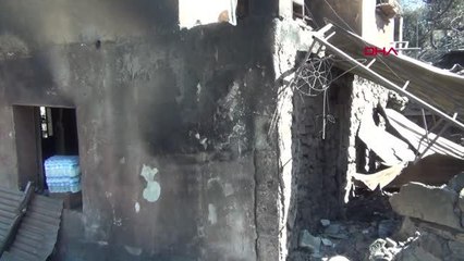 10 YIL ÖNCE BAKKALI, ŞİMDİ EVİ YANDI