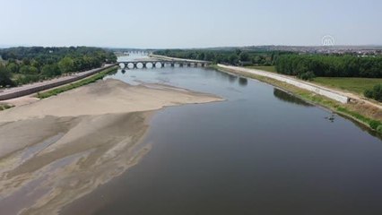 (DRONE ) Sel, hortum ve fırtına gibi hava olaylarının nedeninin "kuraklık" olduğu belirtildi