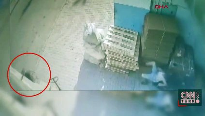 Küçükçekmece'deki silahlı kavga... Sokak ortasında kurşun yağdırdı