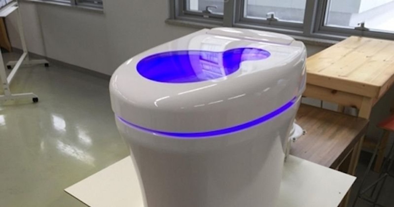 Ces toilettes futuristes recyclent les excréments et font gagner de l'argent à ceux qui y font leurs besoins