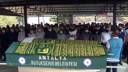 Manavgat'ta yangında ölen Gardaş çiftine son görev