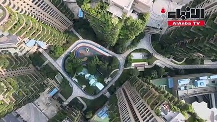جولة على مساحات خضراء تنمو وسط مدن العالم