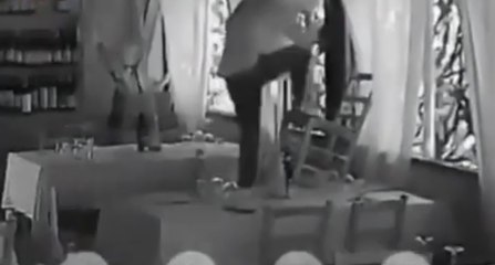 Torino - Ruba maglie autografate da calciatori Juventus in un ristorante: arrestato (30.07.21)