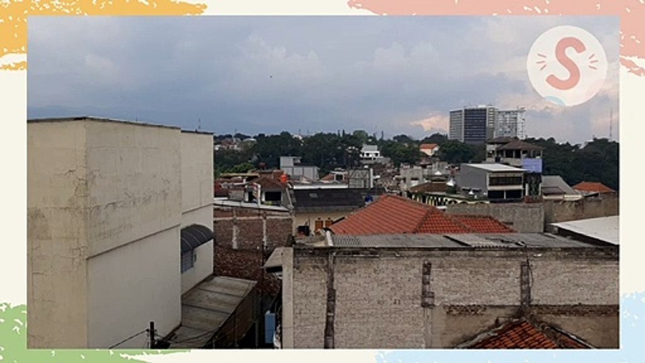 Afternoon Ambiance of Ciumbuleuit Residence