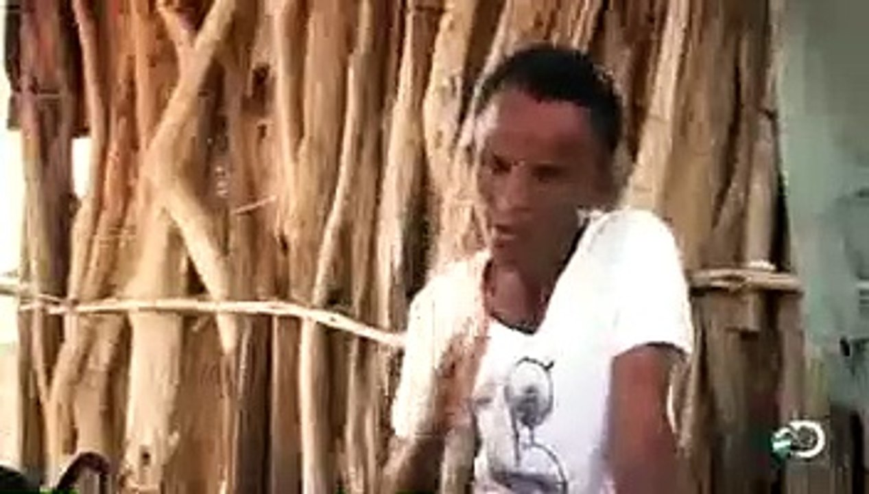 Lugares extremos y peligrosos,Sin Fronteras con Ed Stafford   Discovery Latinoamérica, Ed Stafford Naked' and Marooned ,SOLO EN LA ISLA,EN LO DESCONOCIDO,AL LIMITE,RED MARABUNTA,DMAX,EN ESPAÑOL