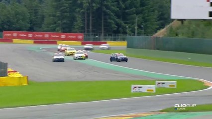 Clio Cup Europe Spa 2021 Race 1 Last Laps Jurado Big Save Controversial Finish