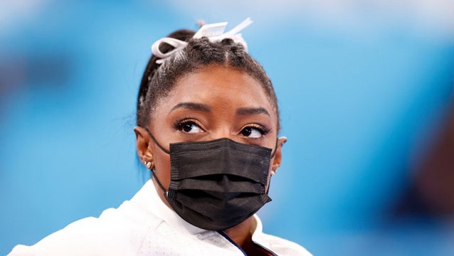 Simone Biles Opens Up About How the Twisties Led to Her Withdrawal From the Olympics | THR News