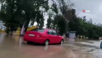 - Kırgızistan'ı sel vurdu: Onlarca evi su bastı