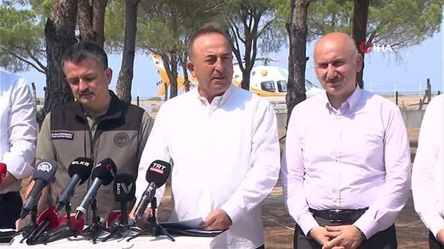 Bakan Çavuşoğlu: Önümüzdeki süreçte Türkiye'de biz burada Antalya'da yangından 42 mahallenin etkilendiğini tespit ettik