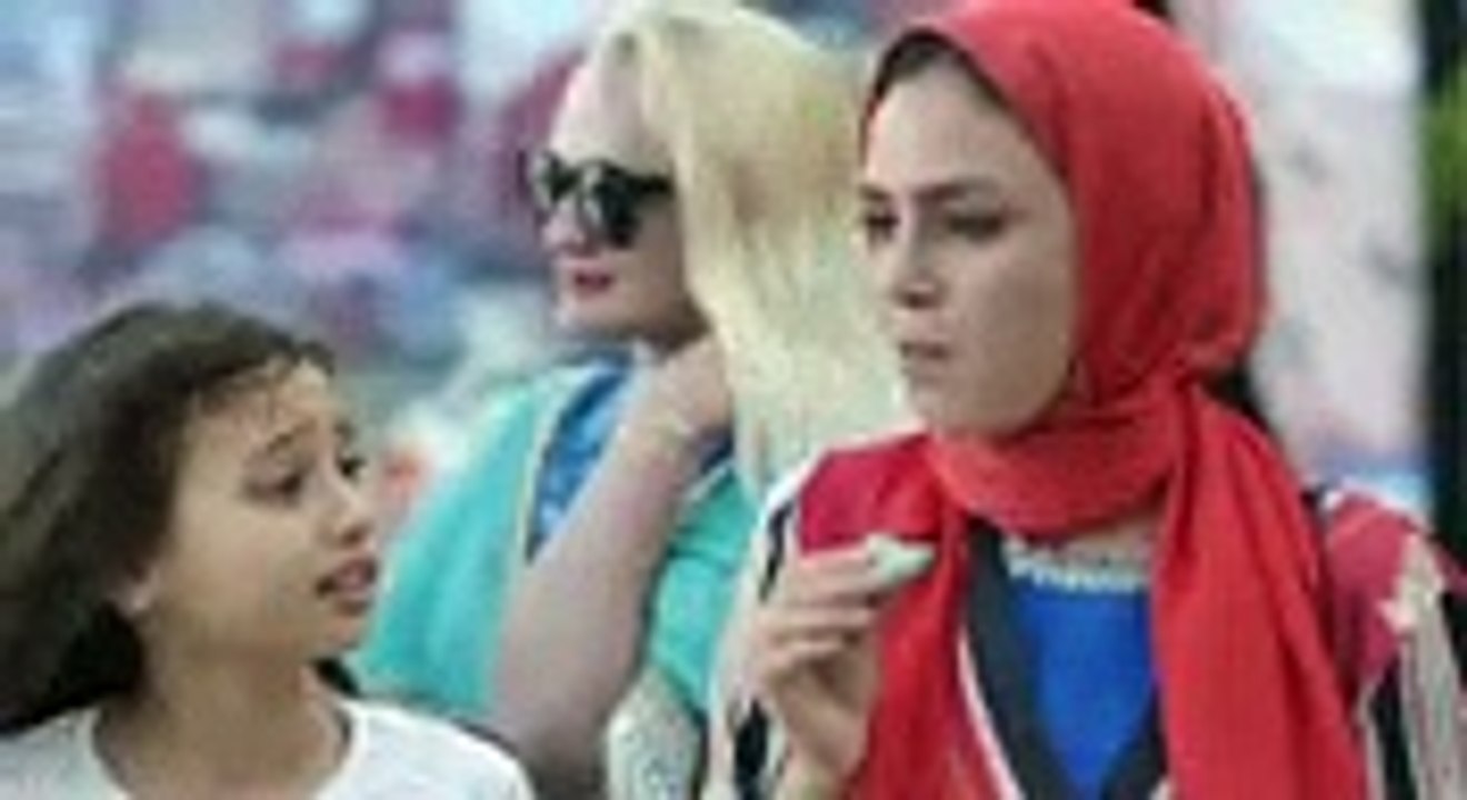 2- مسلسل بالحجم العائلي الحلقة الثانية