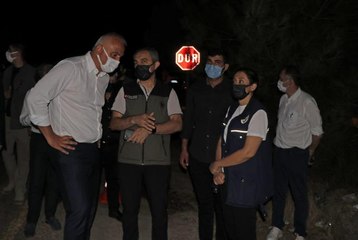 Son dakika haber | Marmaris'te incelemede bulunan Bakan Ersoy: "Bu akşam itibarıyla rüzgar lehimize"