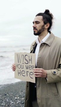 Traveling & track with fashion model