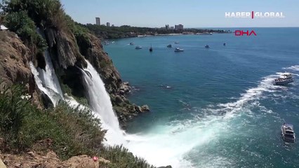 Düden Şelalesi altında tehlikeli balık avı