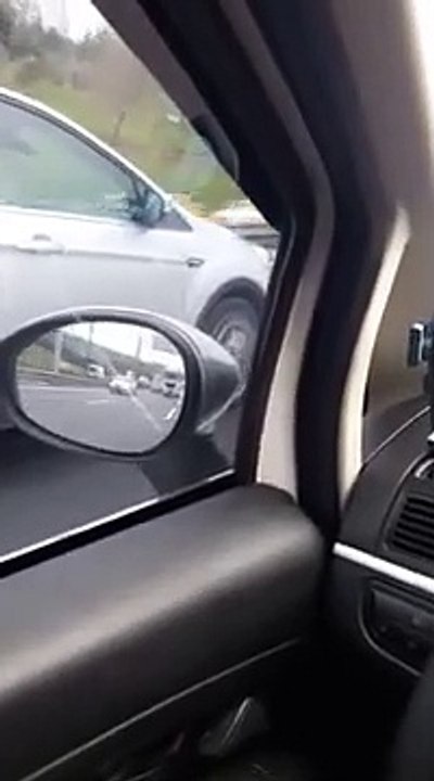 BERGEN ELİMDE DURAN FOTOĞRAFIN