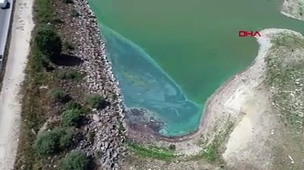 Sazlıdere Barajı'nın yeşile dönen rengi tedirgin etti