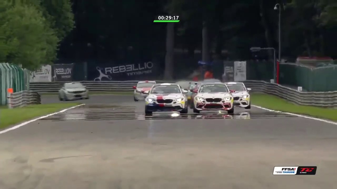 FFSA GT Tourisme Spa 2021 Race 2 Start Van Der Ende Palette Great Battle Lead