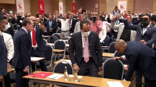 Yeniden Refah Partisi Genel Başkanı Erbakan: “Gerçekleşen enflasyonun en az 10 puan üzerinde maaş zammı yapılması lazım”