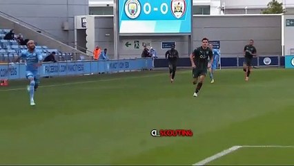 But et passe décisve de Riyad Mahrez face à Barnsley