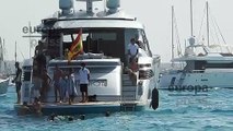 messi suarez fabregas en Ibiza