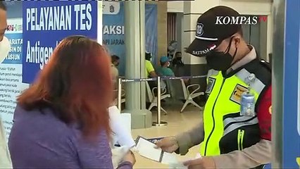 Prosedur Vaksinasi Covid-19 Bagi Calon Penumpang Kereta Api Jarak Jauh di Stasiun Senen